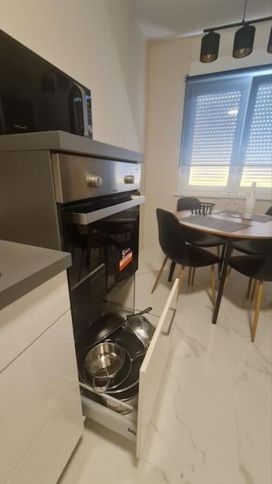 Mias Luxury Apartment Fiume Kültér fotó