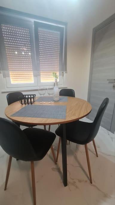 Mias Luxury Apartment Fiume Kültér fotó